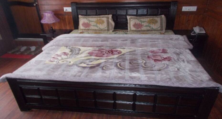 Hotel Thajwass Glacier, Sonamarg 3